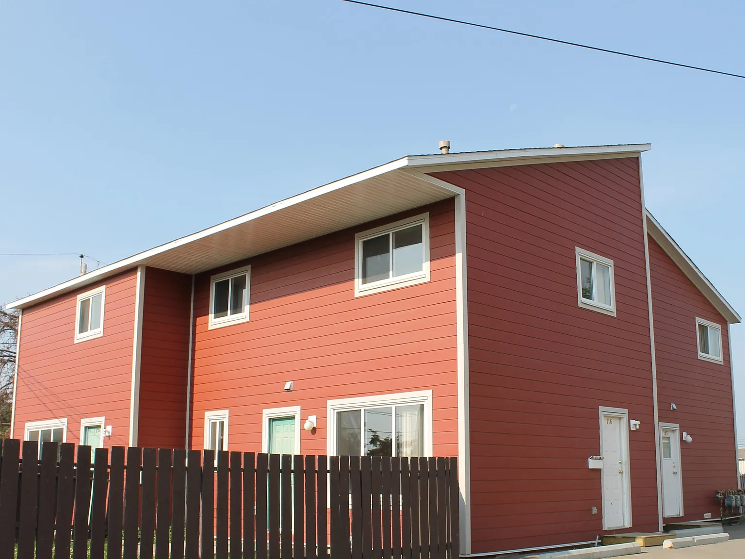 Willowbrook Townhomes — Photo 1