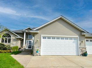 404 Goodhue Ct, Goodhue, MN 55027