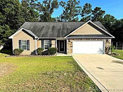 323 Hunters Creek Dr, Raeford, NC, 28376
