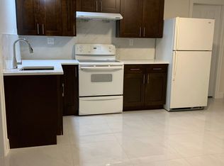 7160 Railway Ave, Richmond, BC V7C3J8