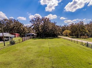 3202 Glover Farm Rd, Plant City, FL 33565
