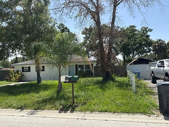 2nd image of 4014 McLane Dr