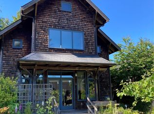 10421 SW Bank Rd UNIT 8, Vashon, WA 98070