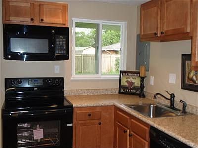 2nd image of 6124 Old Troy Pike