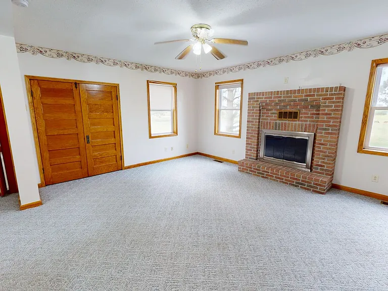 7635 State Route 13 N — Photo 4