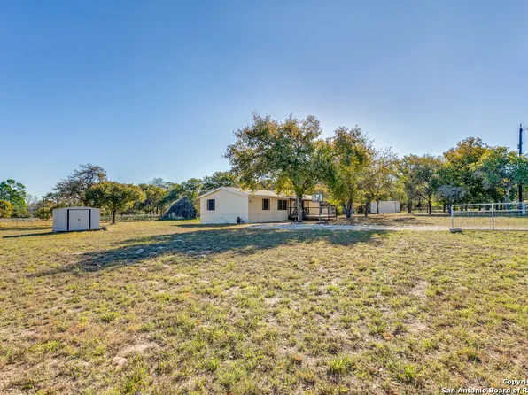 23470 THORNWOOD DR, San Antonio, TX 78264