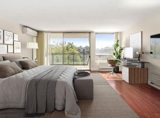 60 Babcock St APT 35, Brookline, MA 02446