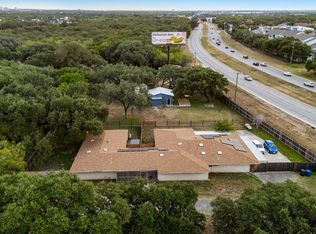 8390 N Verde, San Antonio, TX 78240