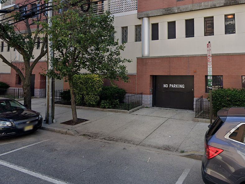2nd image of 463 1st St #1