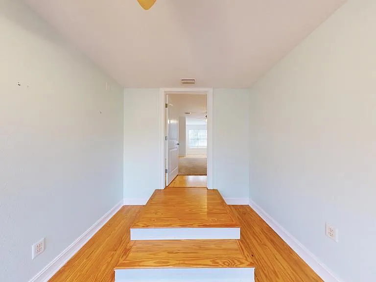 100 Sweetbriar Lakes Dr — Photo 54