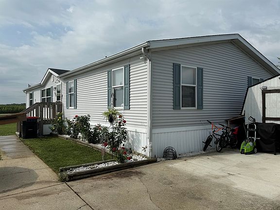 Exterior Image-3-DUTCH 535 Woods Edge