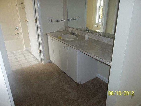 5th image of 13 Brunswick Dr
