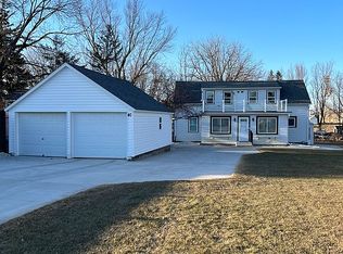 40 East St, Lewiston, MN 55952