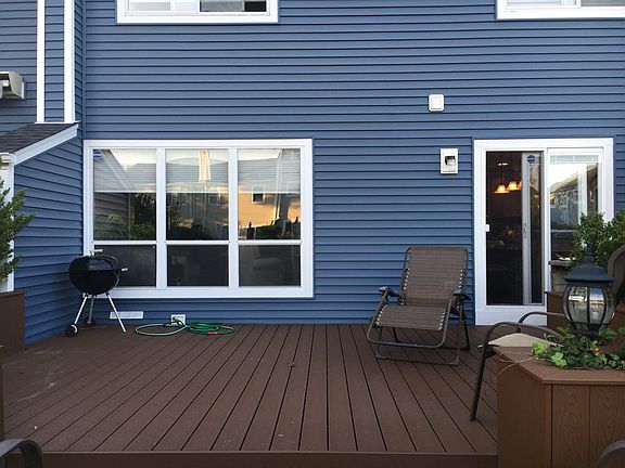 4th image of 100-30 Baker Ct