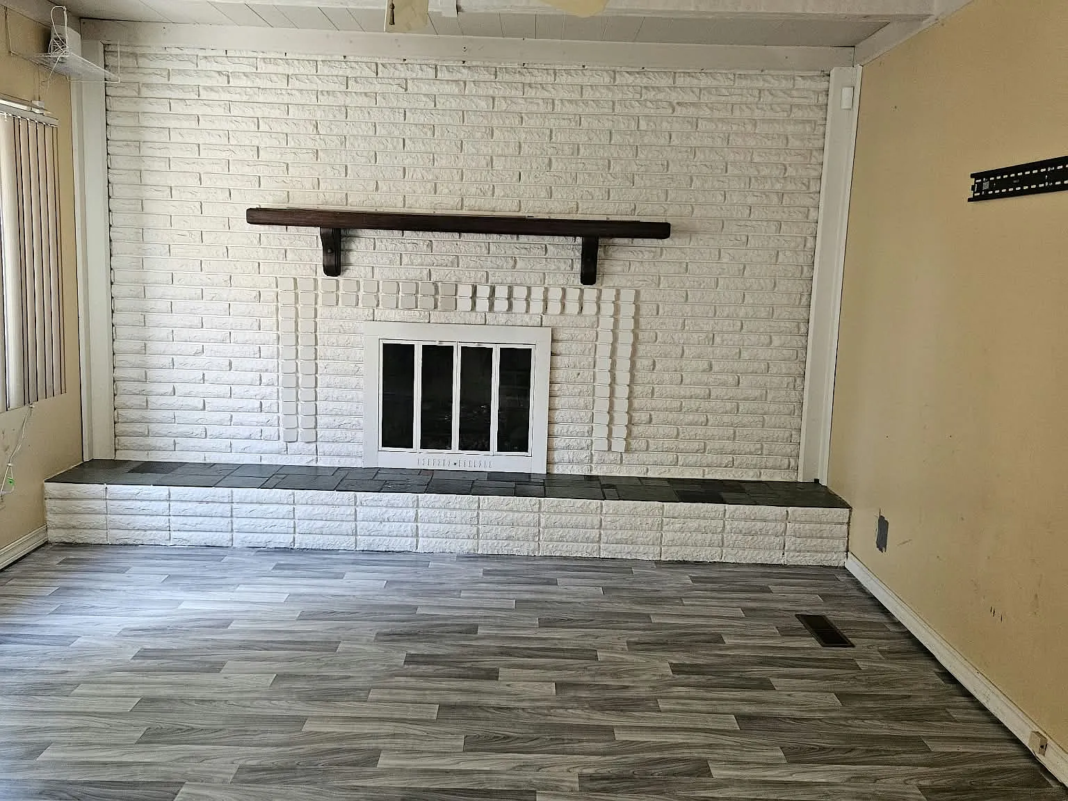 3 bed, 1441 sqft, $2,250 — Photo 4