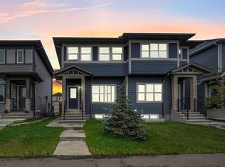 43 E Cornerbrook Gate NE, Calgary, AB T3N1L6