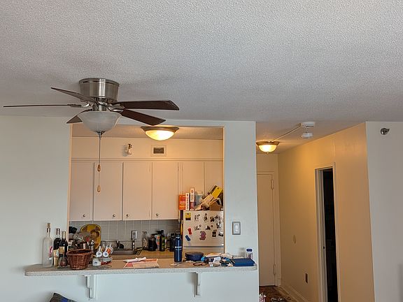 5th image of 130 Bowdoin St APT 1703