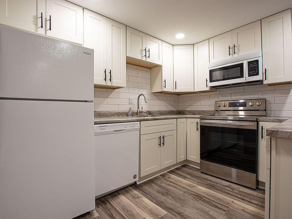 1st image of 114 N 38th St #B