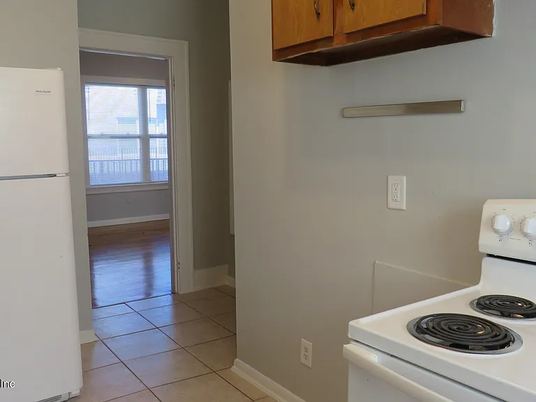 1935 San Marco Blvd #16 — Photo 11