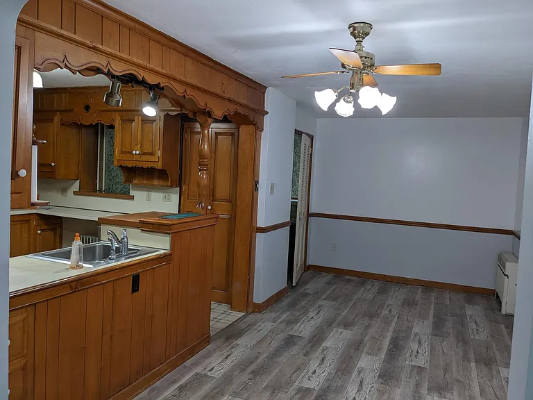 519 Wood St — Photo 7