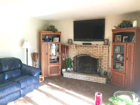 3rd image of 4411 E Haverill Dr