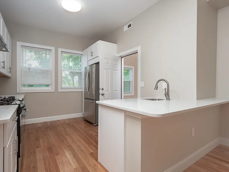 45 Crawford St #1 — Photo 27
