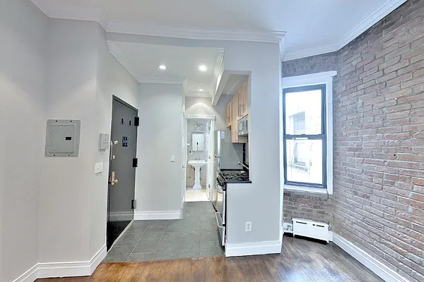 Rented by Centennial Properties NY | media 5