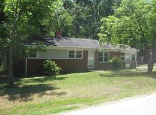 144 Pinehaven Dr, Ninety Six, SC 29666
