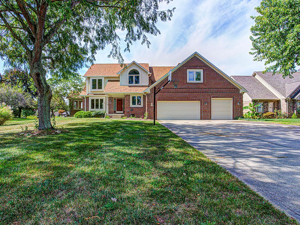 1st image of 512 Redwood Dr