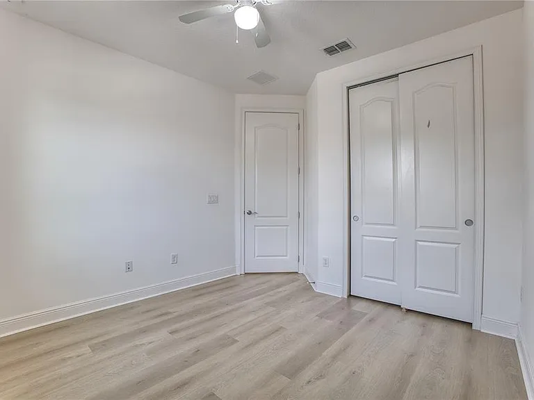 14025 Millington St — Photo 31