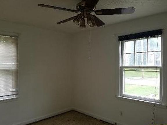 5th image of 7245 Clovernook Ave