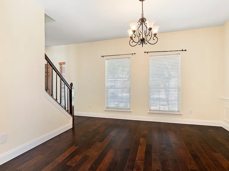 2522 Primrose Ln — Photo 13