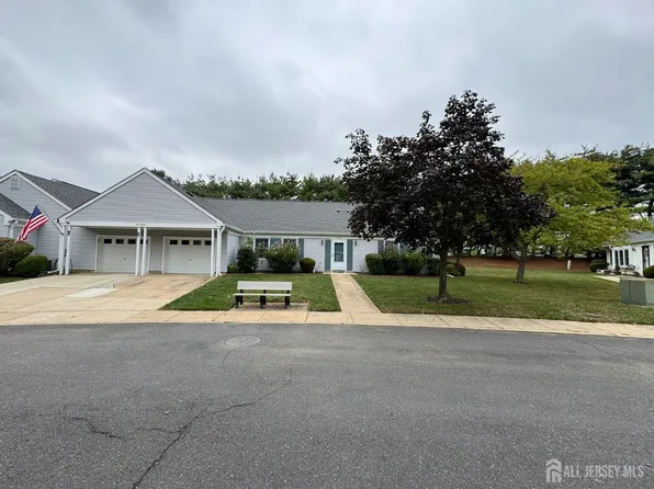 723 Mount Vernon Rd #A, Monroe Township, NJ 08831