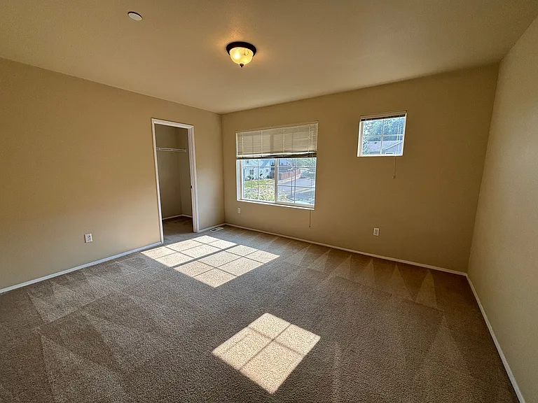 3210 Sheaser Way — Photo 13