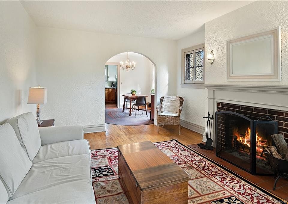 17 Cross Hill Ave, Yonkers, NY 10703 MLS H6225466 Zillow