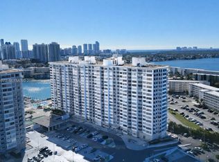 Del Prado, Aventura, FL 33160
