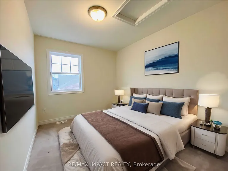 867 Broadway Blvd — Photo 17