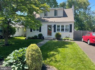 214 Madison Rd, Willow Grove, PA 19090