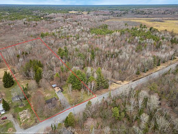 2nd image of 77 Woods Rd