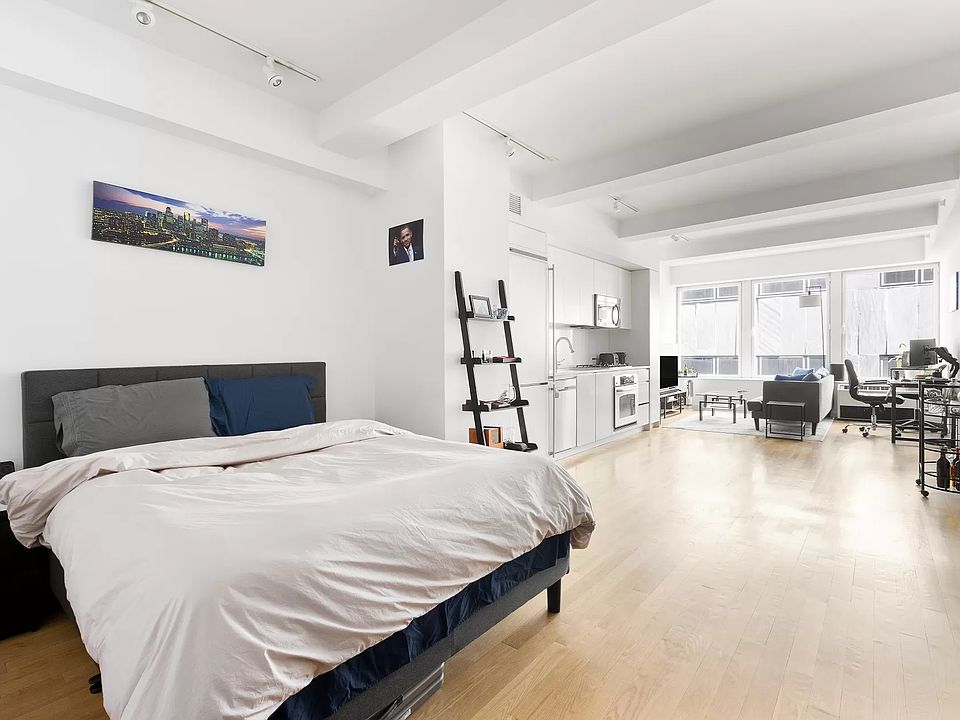 1st image of 90 William St APT 11E