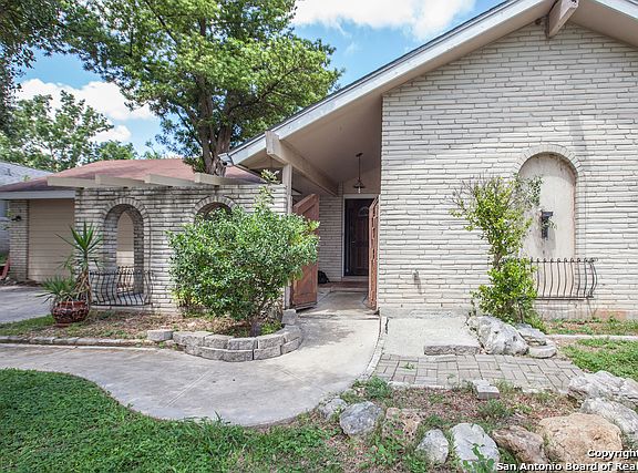 3rd image of 6939 Forest Park St