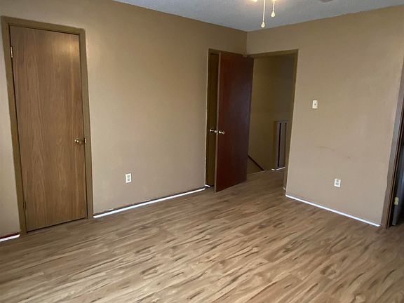 2nd image of 1941 Southpointe Dr