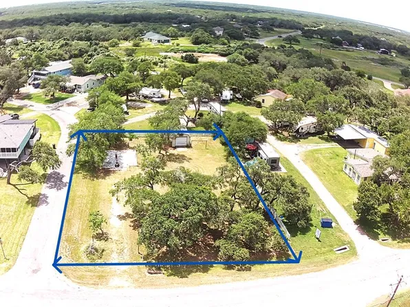 3990 Fm 1781, Rockport, TX 78382