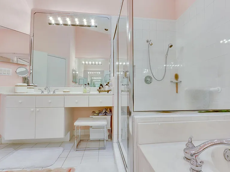 4702 Carlton Golf Dr — Photo 15