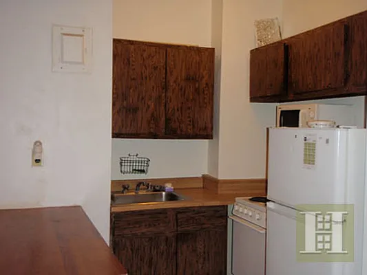 Rented by Halstead Real Estate | media 9