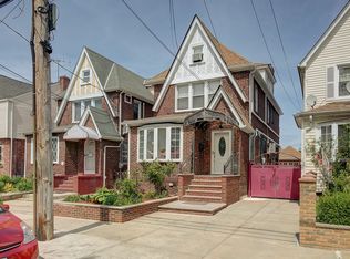9027 211th St, Jamaica, NY 11428