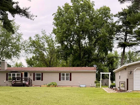 2656 E Evergreen Dr, Warsaw, IN 46582