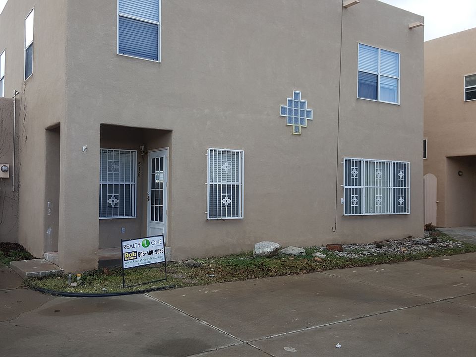 2nd image of 516 Phoenix Ave NW