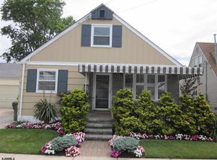 217 N Delavan Ave, Margate, NJ 08402
