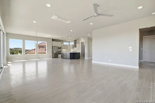22817 Linwood Rdg — Photo 5